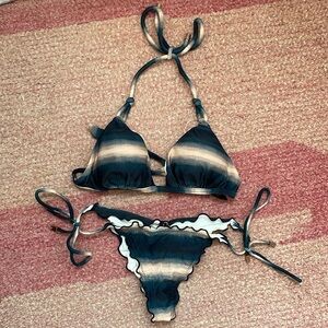 Vix Paula Hermanny Swim Suit (Size M)